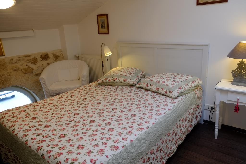 Chambres D'Hotes Saint Jean エクステリア 写真